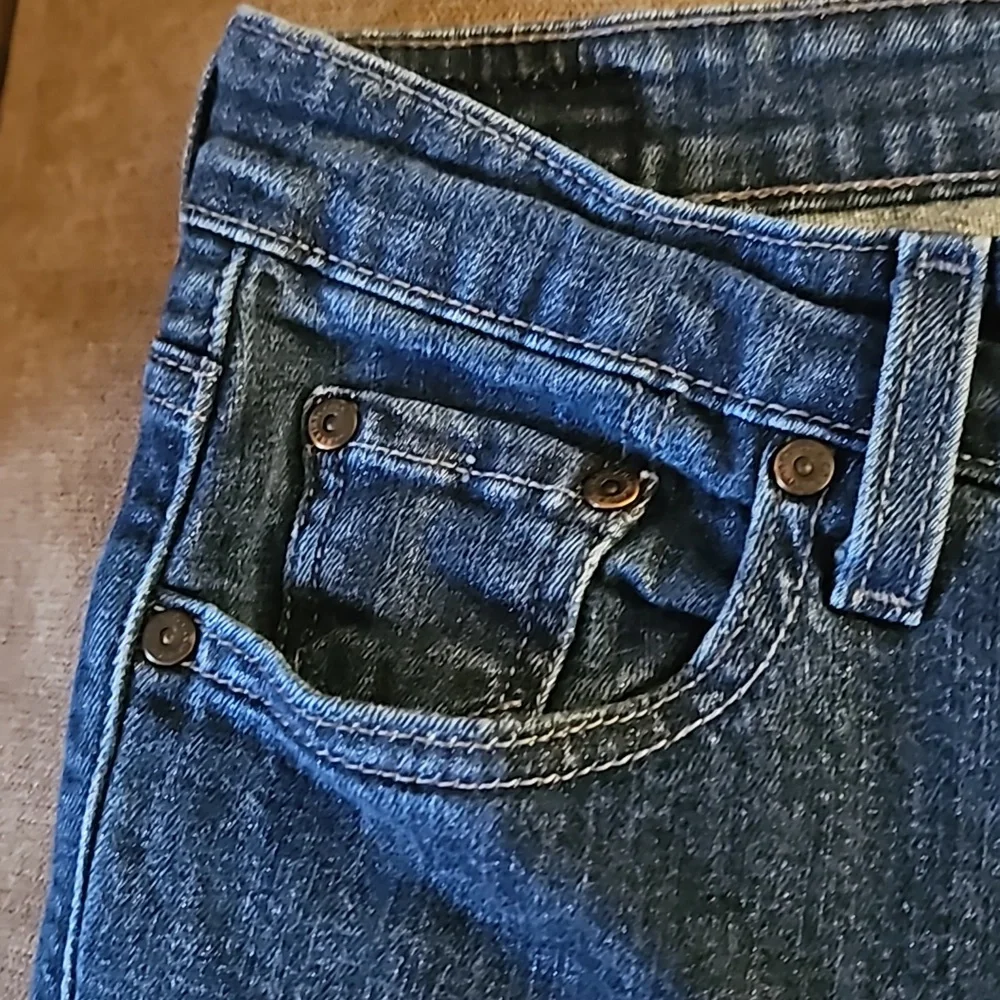 Levi Mid Rise Skinny - Picture 5 of 5
